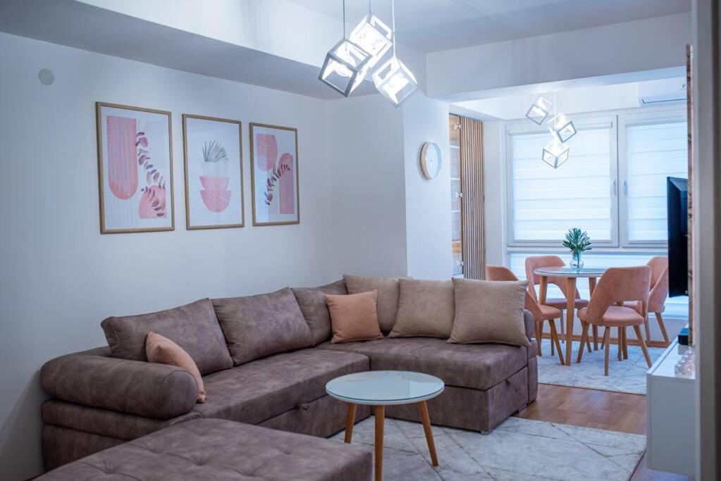 ביטולה Joy Apartment מראה חיצוני תמונה
