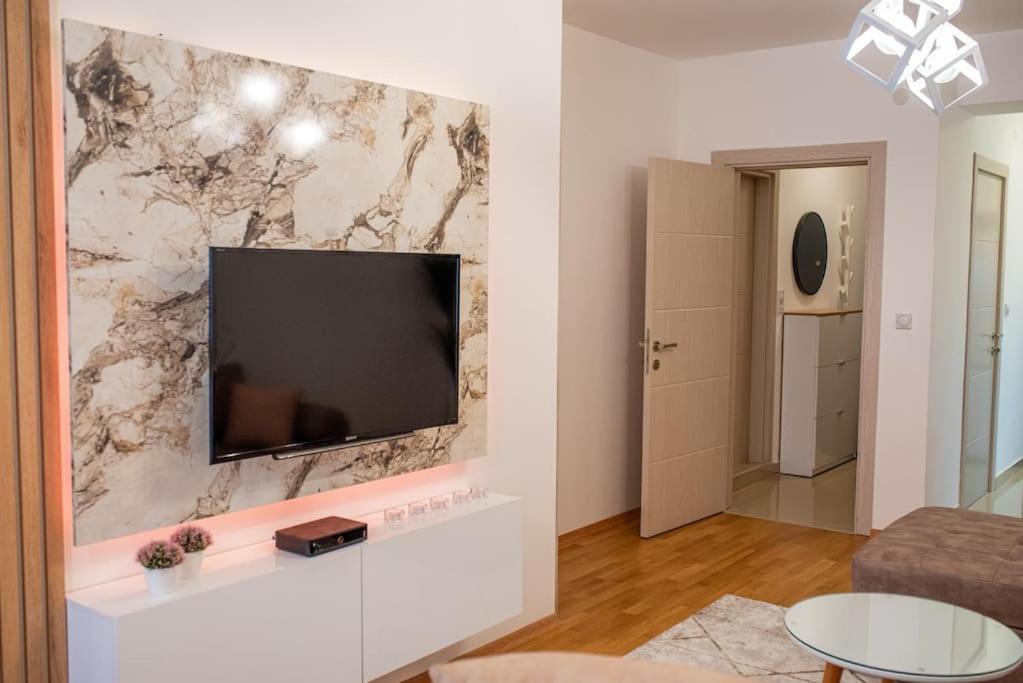 ביטולה Joy Apartment מראה חיצוני תמונה