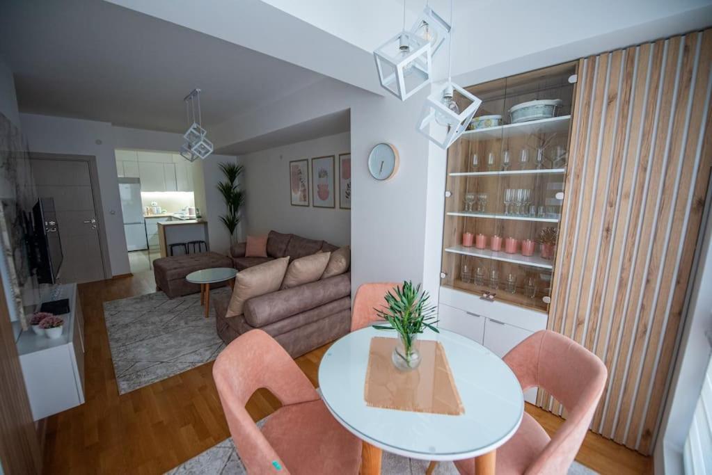 ביטולה Joy Apartment מראה חיצוני תמונה